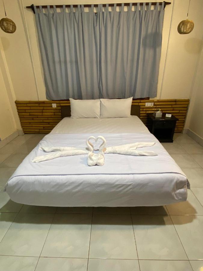Ecran Riverfront Guesthouse Kampot Exterior foto