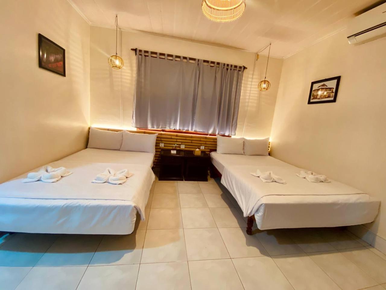 Ecran Riverfront Guesthouse Kampot Exterior foto